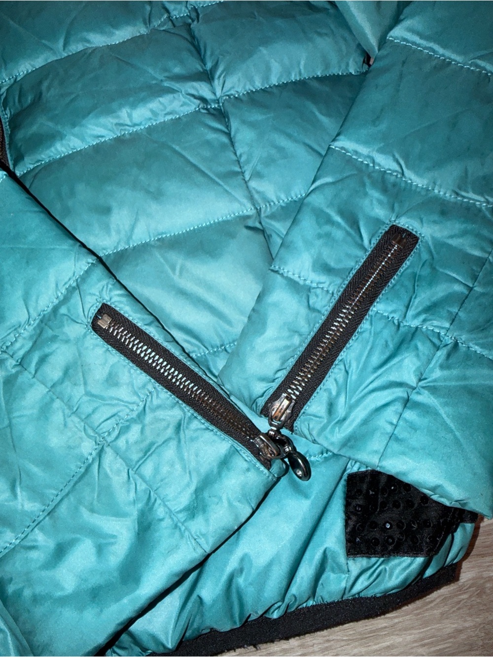 Down jackets - Picture 9 of 10